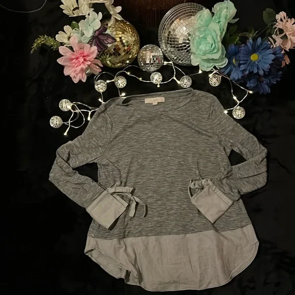 Layered Business Top - Picture 1 of 7